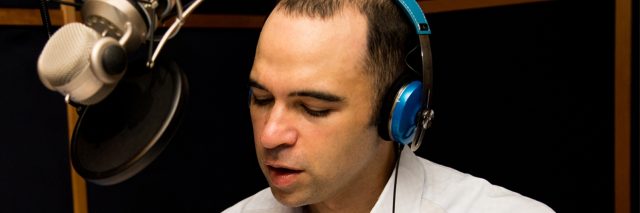 Billingual narrator hero crop